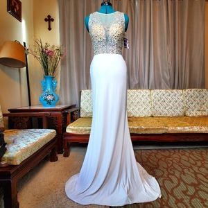 NWT White EVA Evening Gown Dress Size XS
